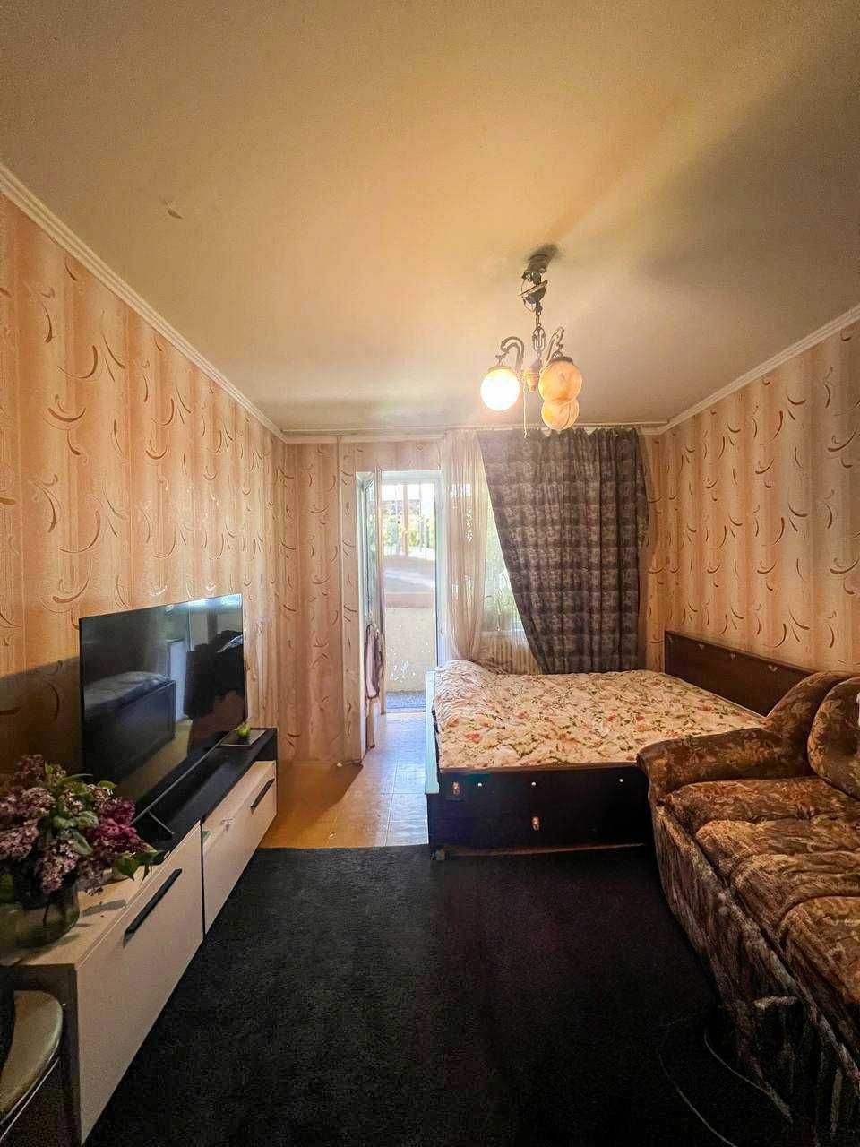 Продам 1-к квартиру Мандриківська пр Героев Перемога Победа бул. Славы
