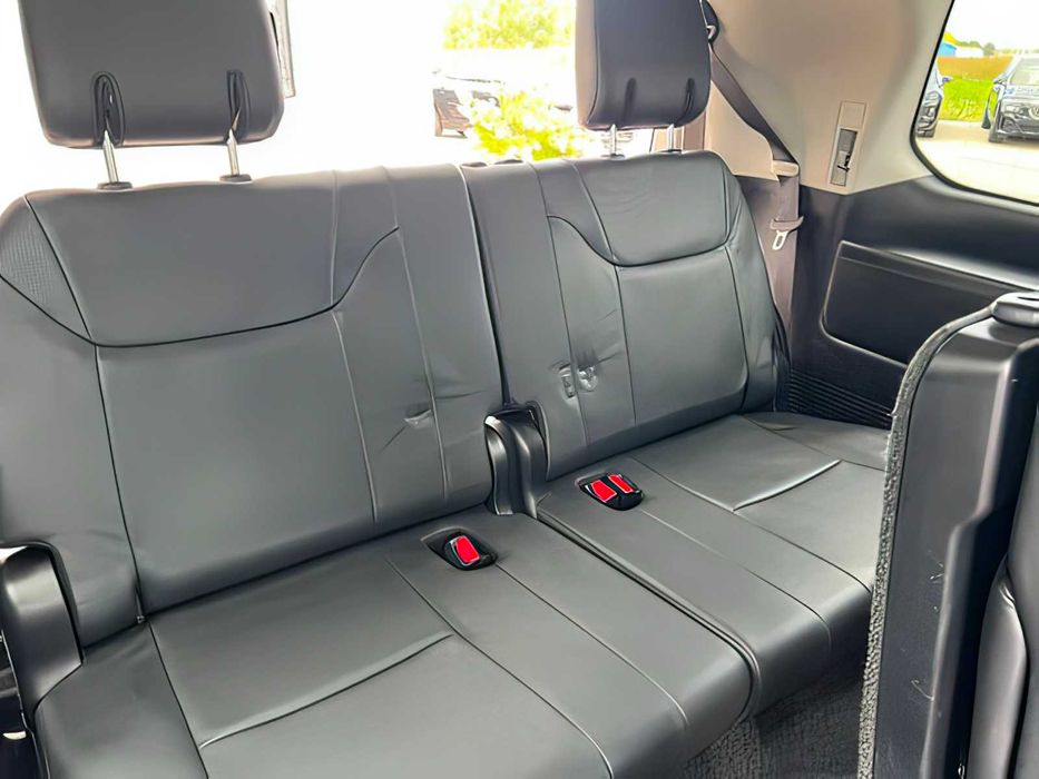 Lexus LX 570      2019