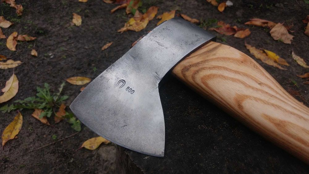 Siekiera Oberharzer Bison 800