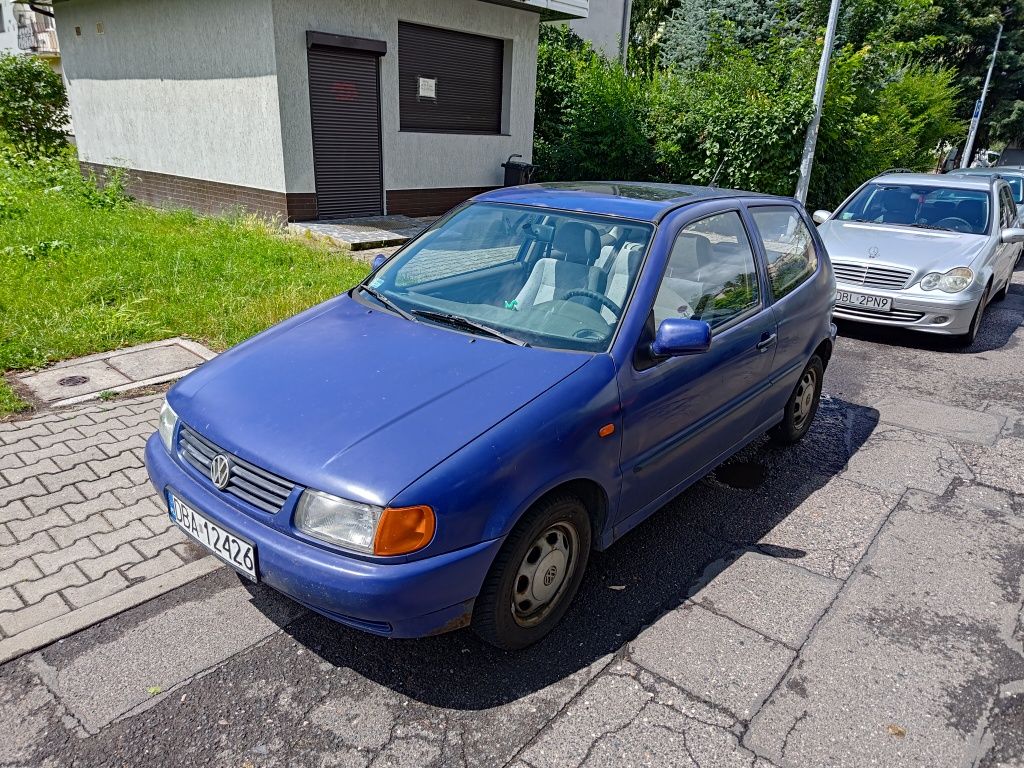 VW Volkswagen Polo 1.0 opłaty na prawie rok 3 drzwi 5 miejsc
