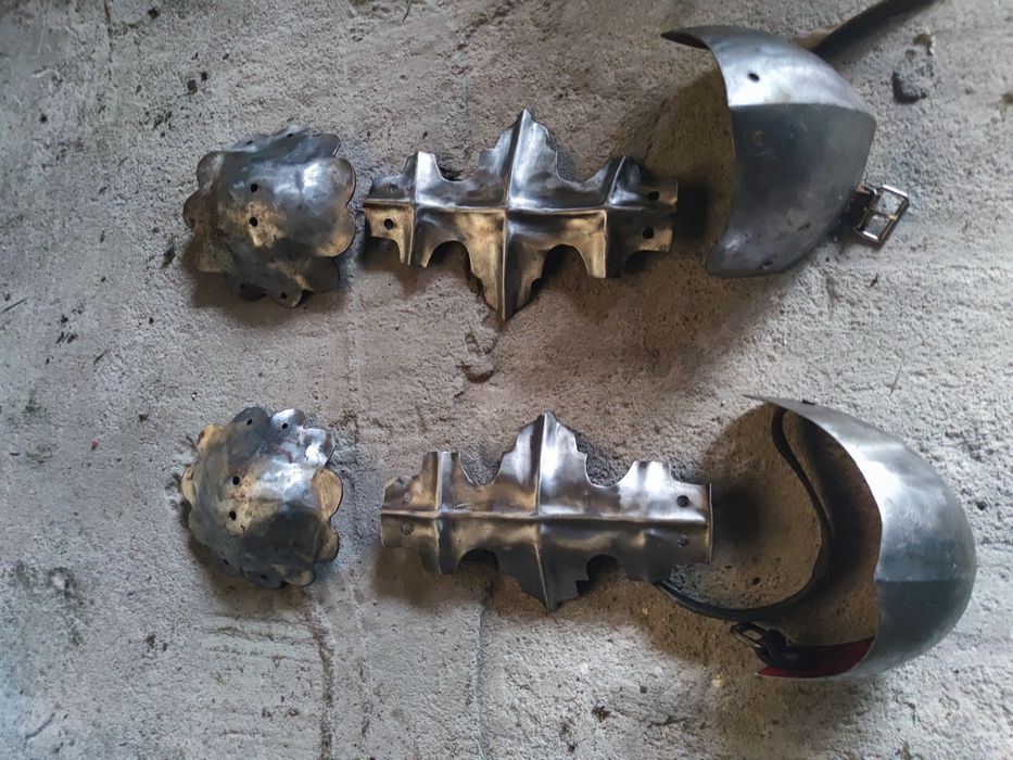 Ręce zbrojnikowe do pojedynków zbroja rycerz larp