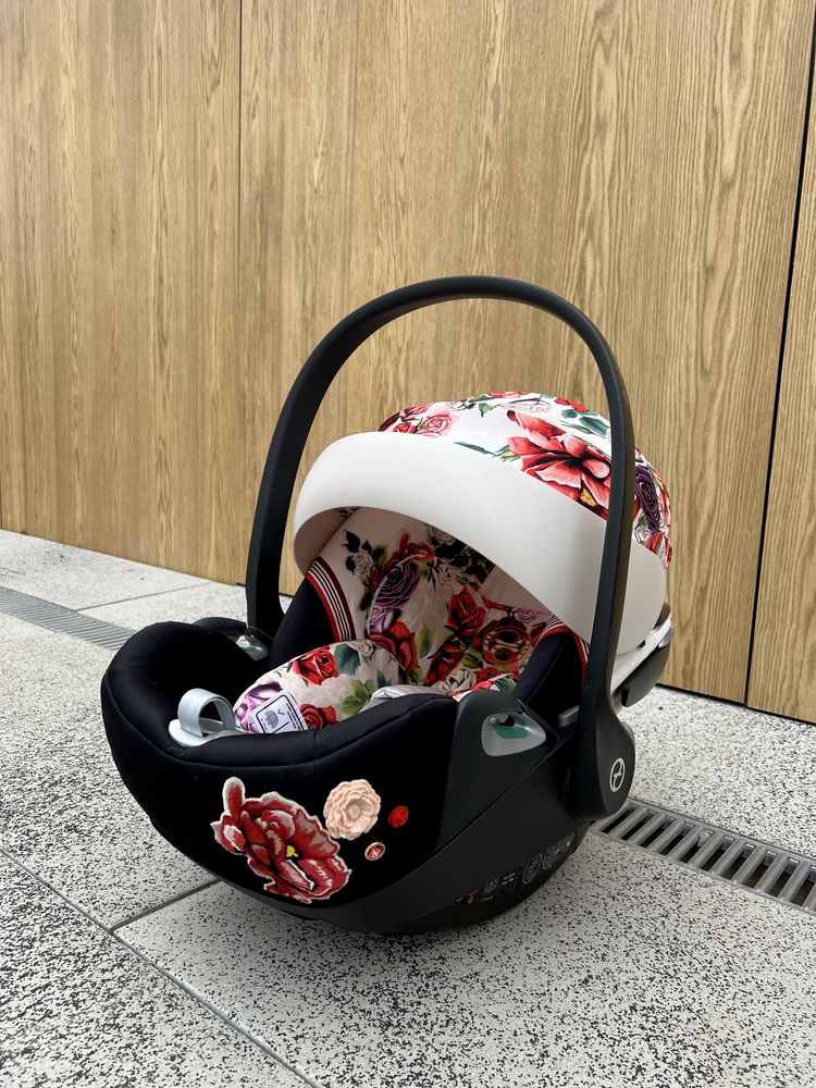 Wózek Cybex e-Priam Spring Blossom Dark 3w1 – stan bardzo dobry
