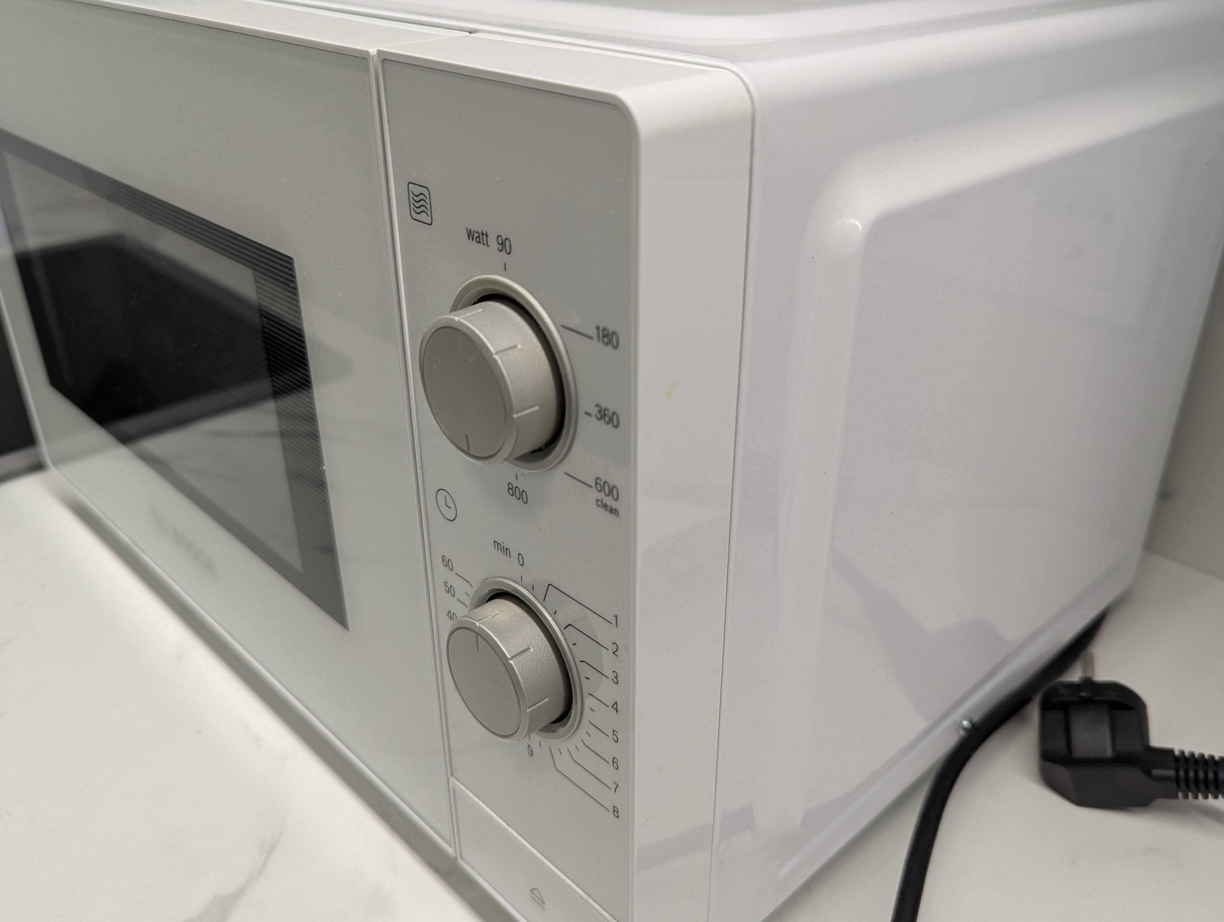Мікрохвильовка Bosch FFL020MW0