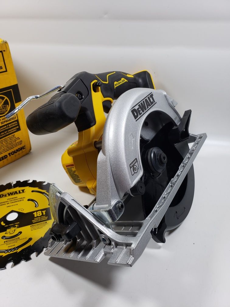 DEWALT DCS565 165mm 20V Безщіткова циркулярна пила  (паркетка)