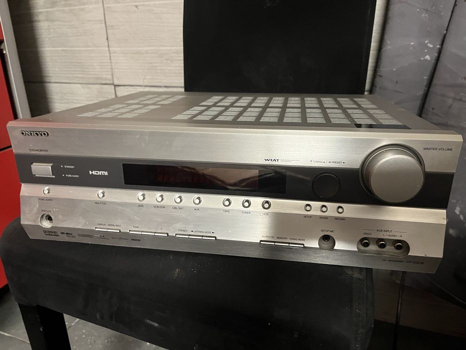 Amplituter onkyo HT-R508