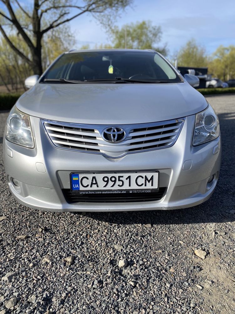 Toyota Avensis 2011