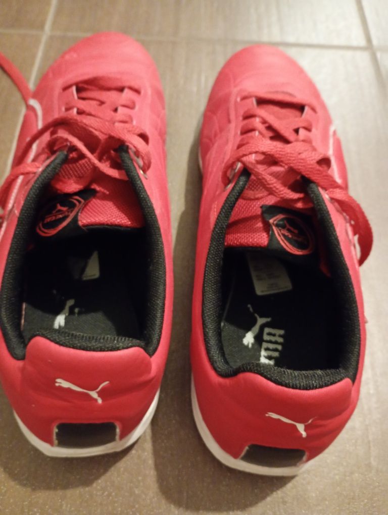 Buty sportowe r. 45