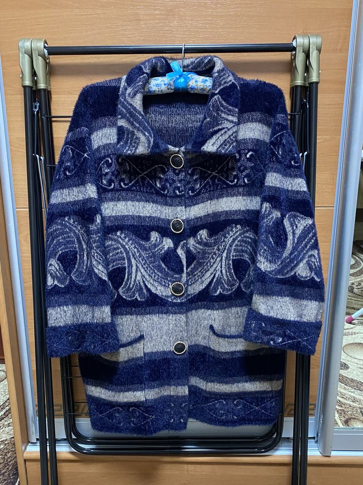 Женская кофта