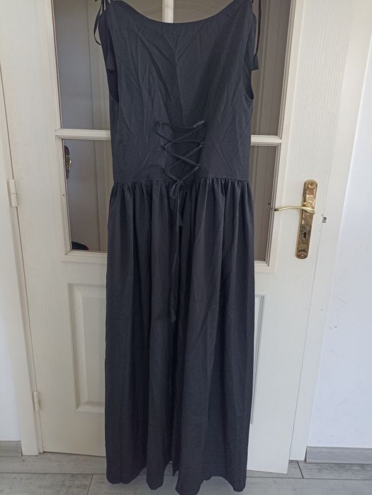 Sukienka, narzutka gotycka