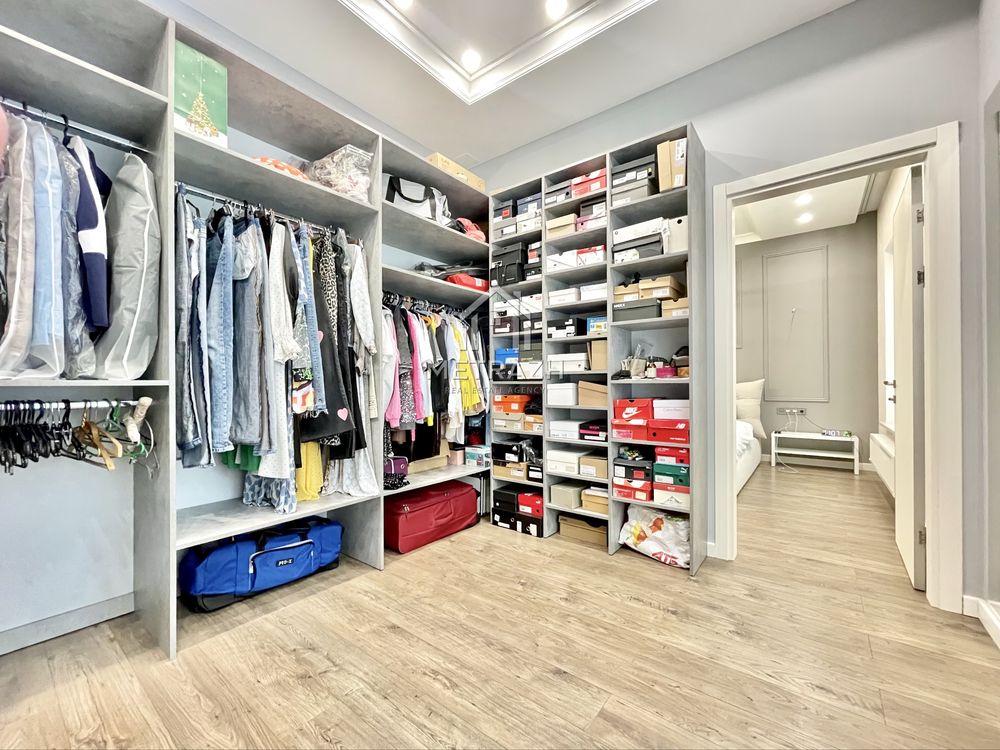 Продам 3 к квартиру !Супер цена !в ЖК Клеменова Дача