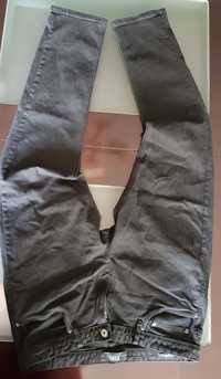 Spodnie firmy Diesel rozm.33/30 slim