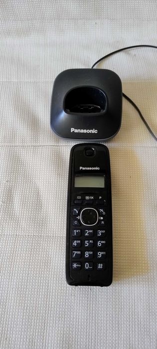 Telefon stacjonarny PANASONIC KX-TG1611PD