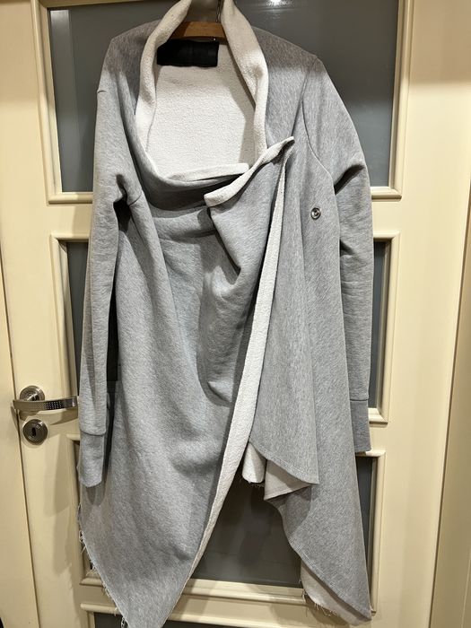 Bluza narzutka Agi Jensen