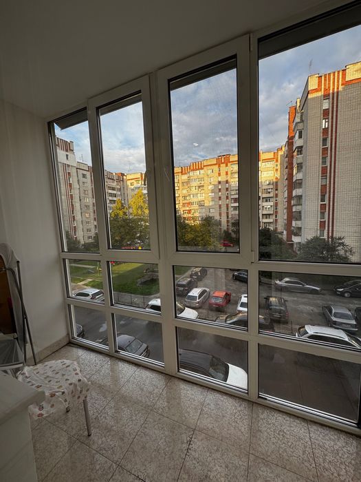 Оренда 3 кімнатної квартири вул. Варшавська 136 ( Чорновола)