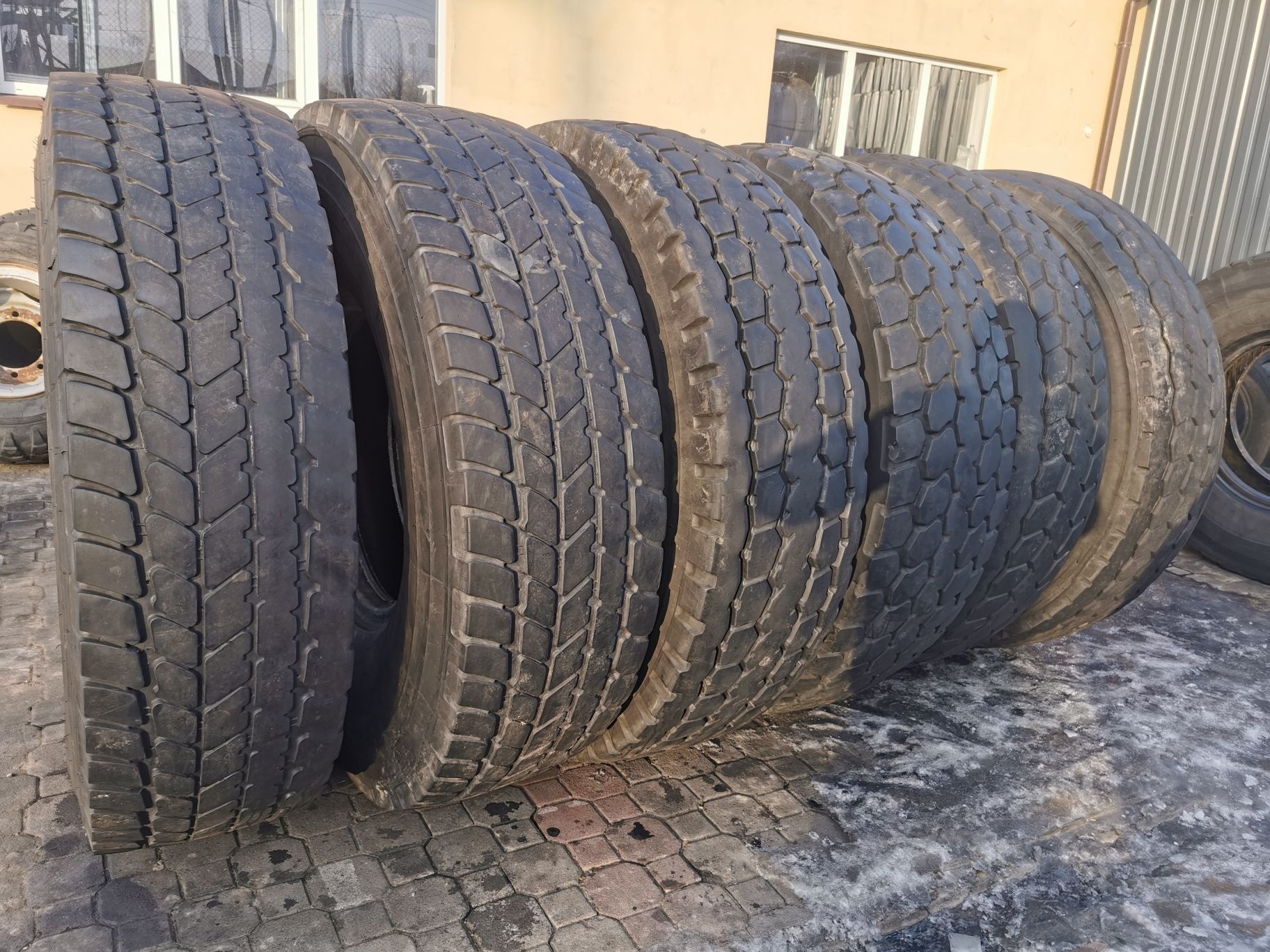 Opony dźwig 445/95R25 ( 16.00 R25 ) Michelin BKT