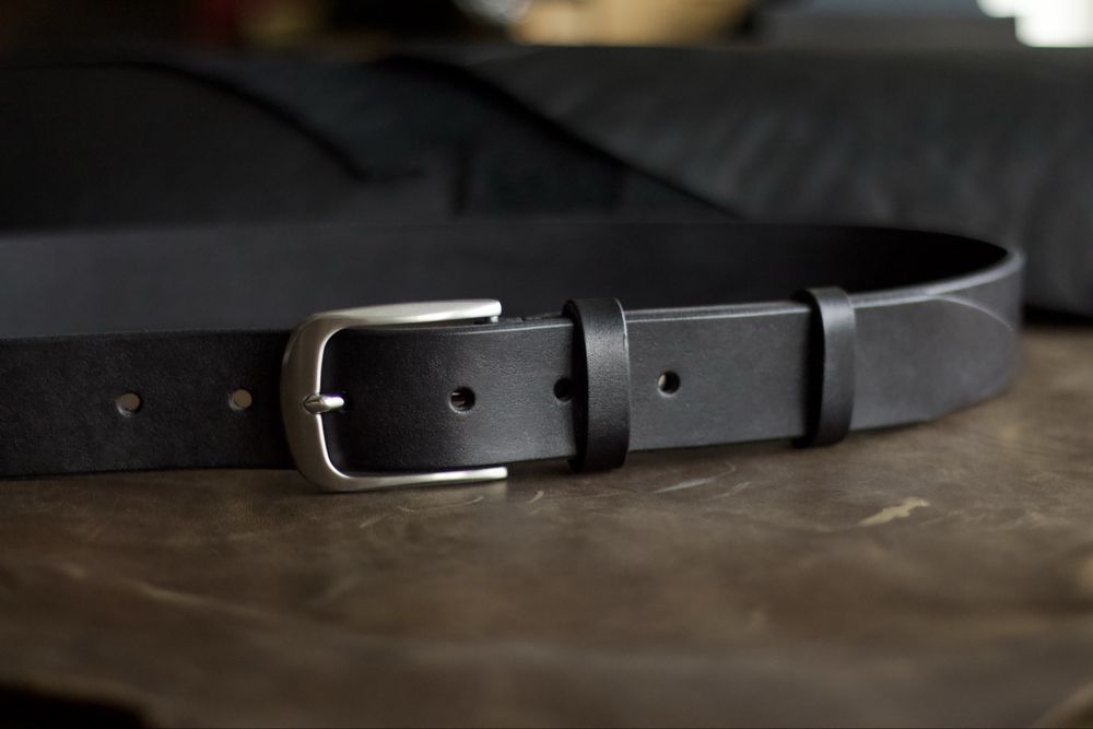 Ремінь шкіряний чоловічий ручної роботи. Подарунок. Ремень мужской