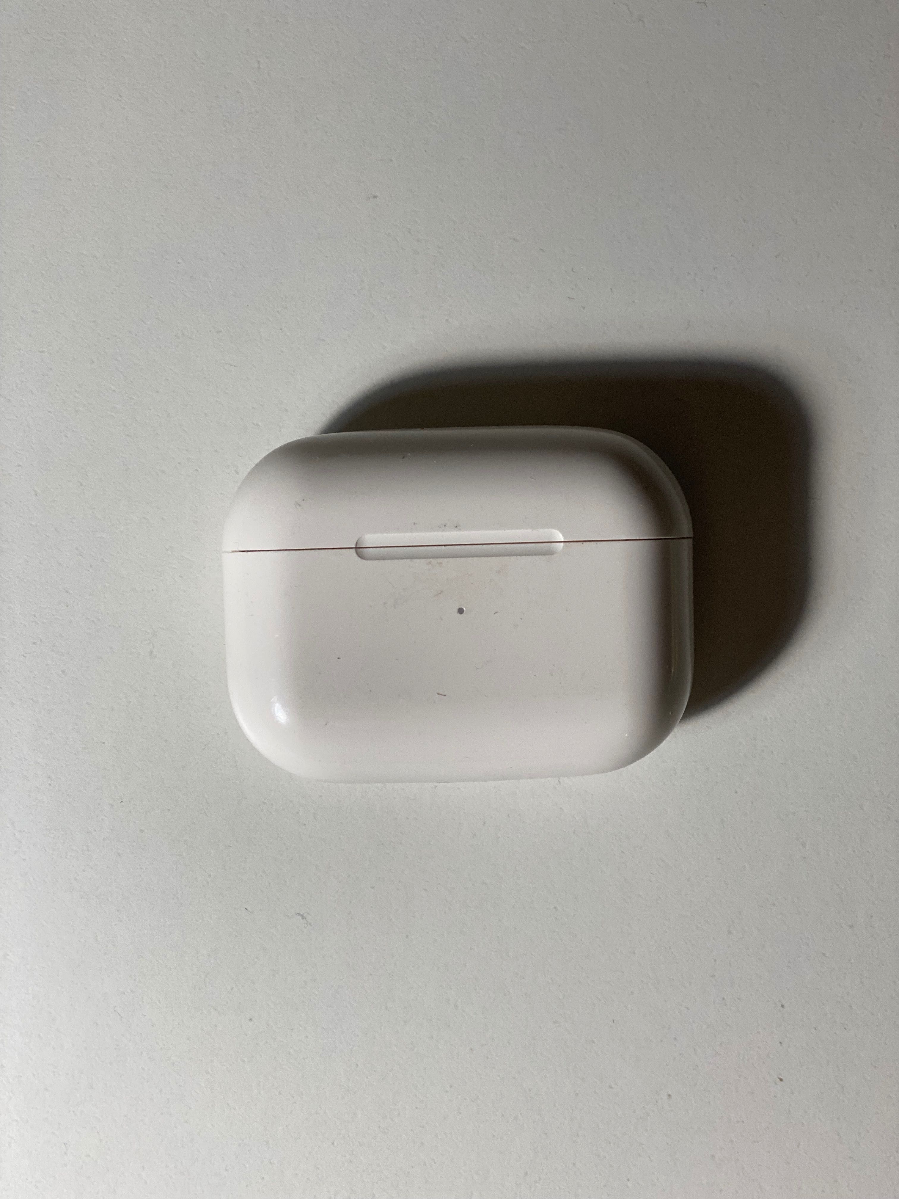 Кейс AirPods Pro MagSafe Charging Case
