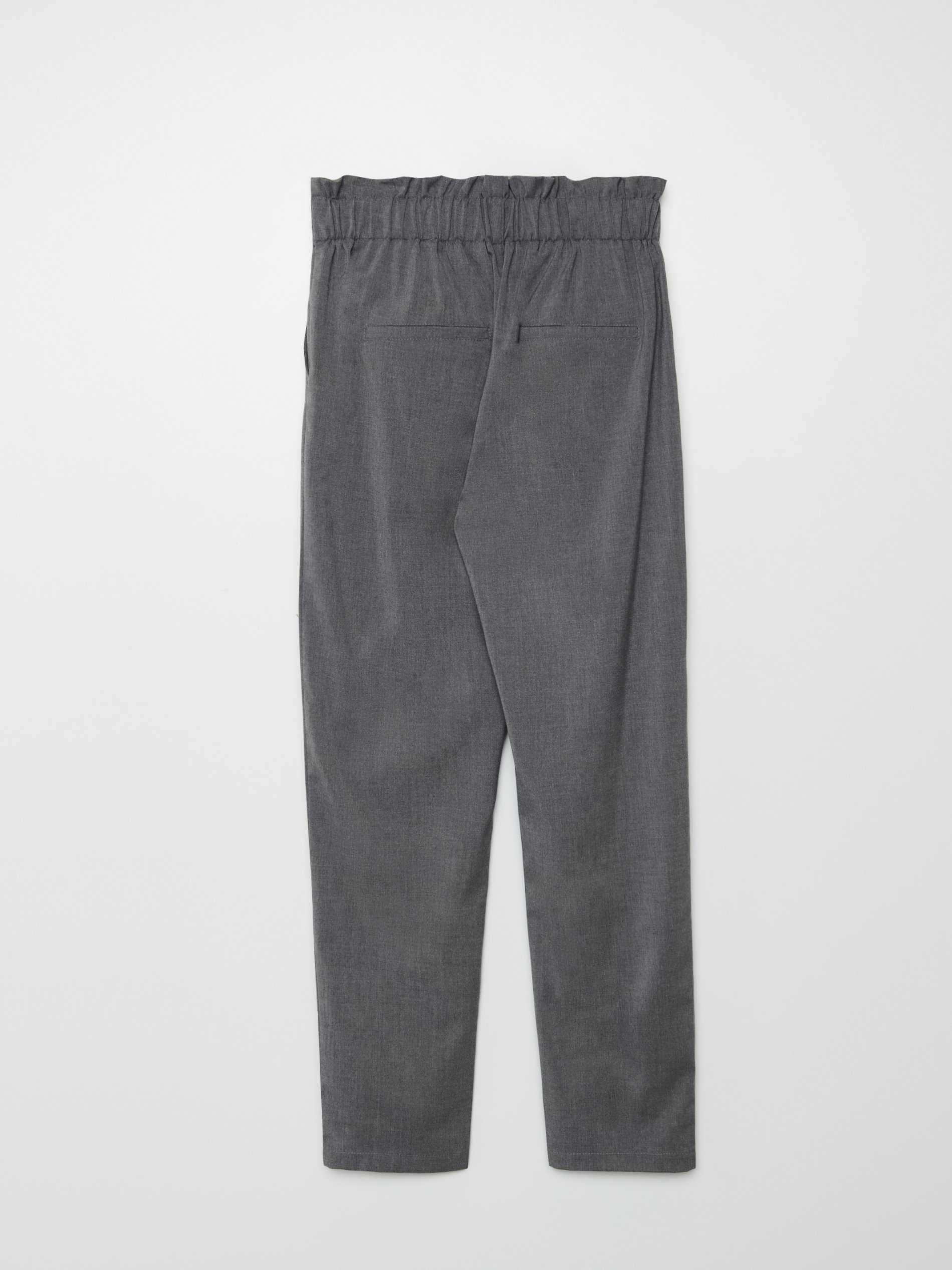 Женские брюки чиносы Cropp р.36