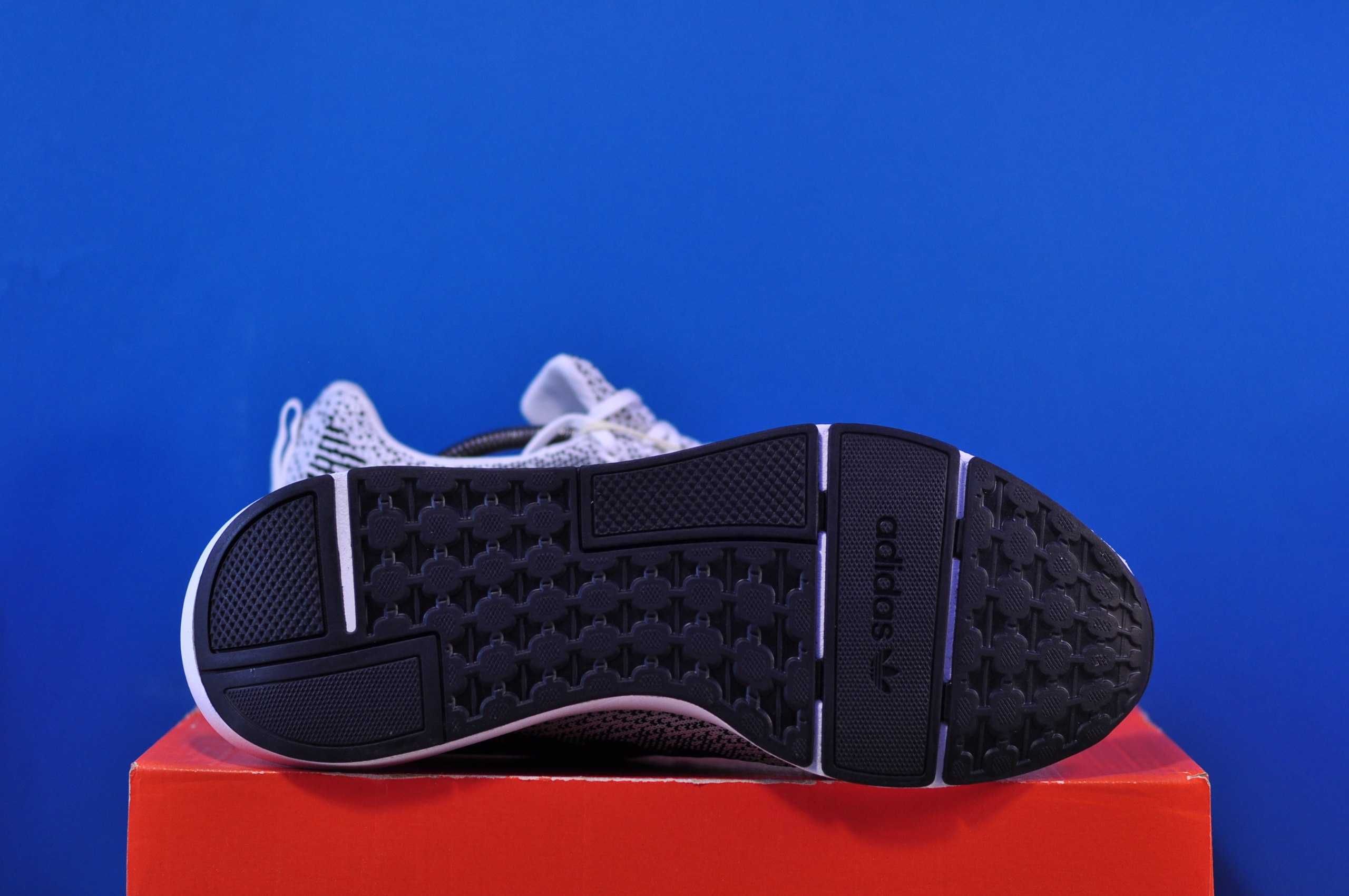 Кросівки Nike City Rep Adidas Swift Run 22  Оригінал