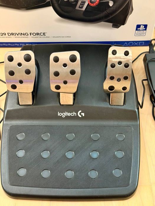 Ігровий руль Logitech g29 driving force