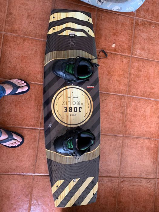 Wakeboard JOBE Prolix Hibrida+Botas JOBE(40)+Colete de impacto JOBE(M)