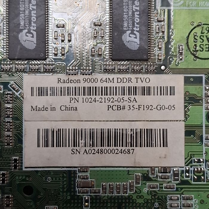 Karta graficzna ATI Radeon 9000 64mb DDR AGP