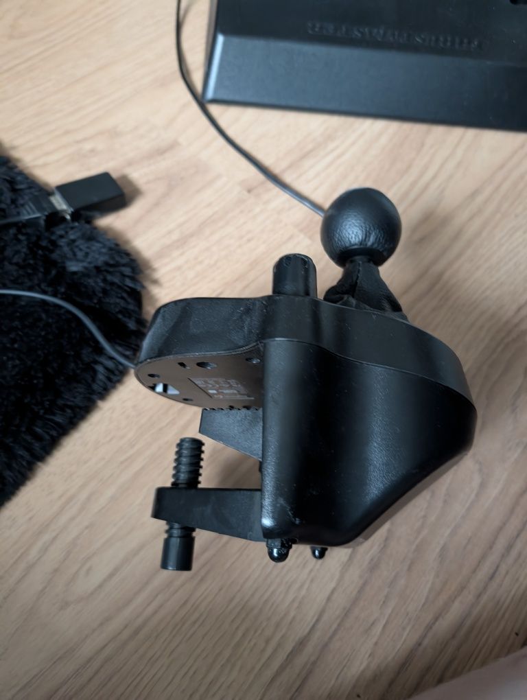 Sprzedam shifter logitech plus adapter