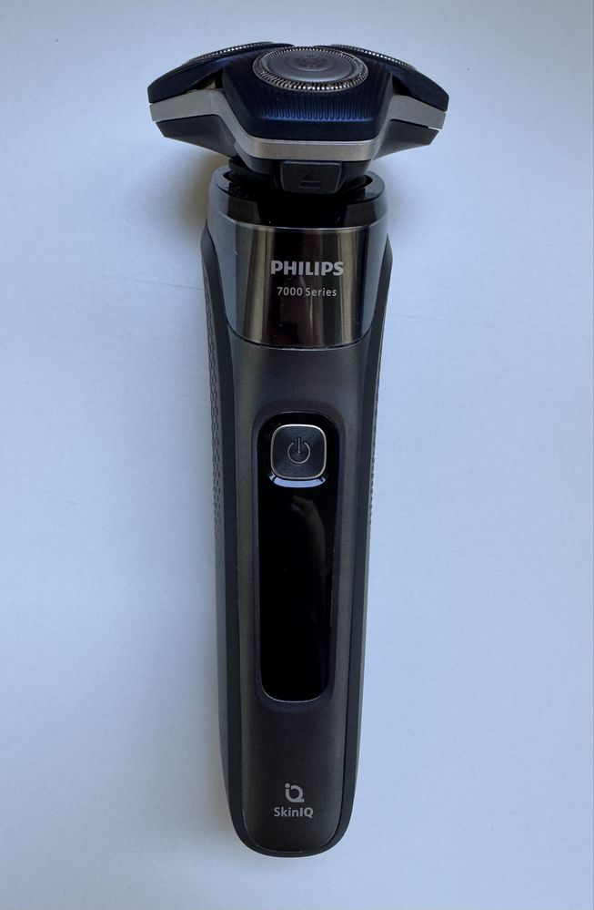 Електробритва Philips 7882/55