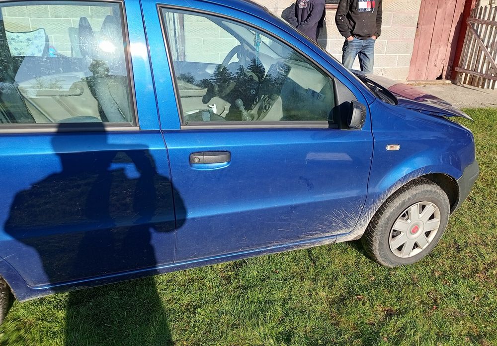 Witam sprzedam samochód fiat panda uszkodzony