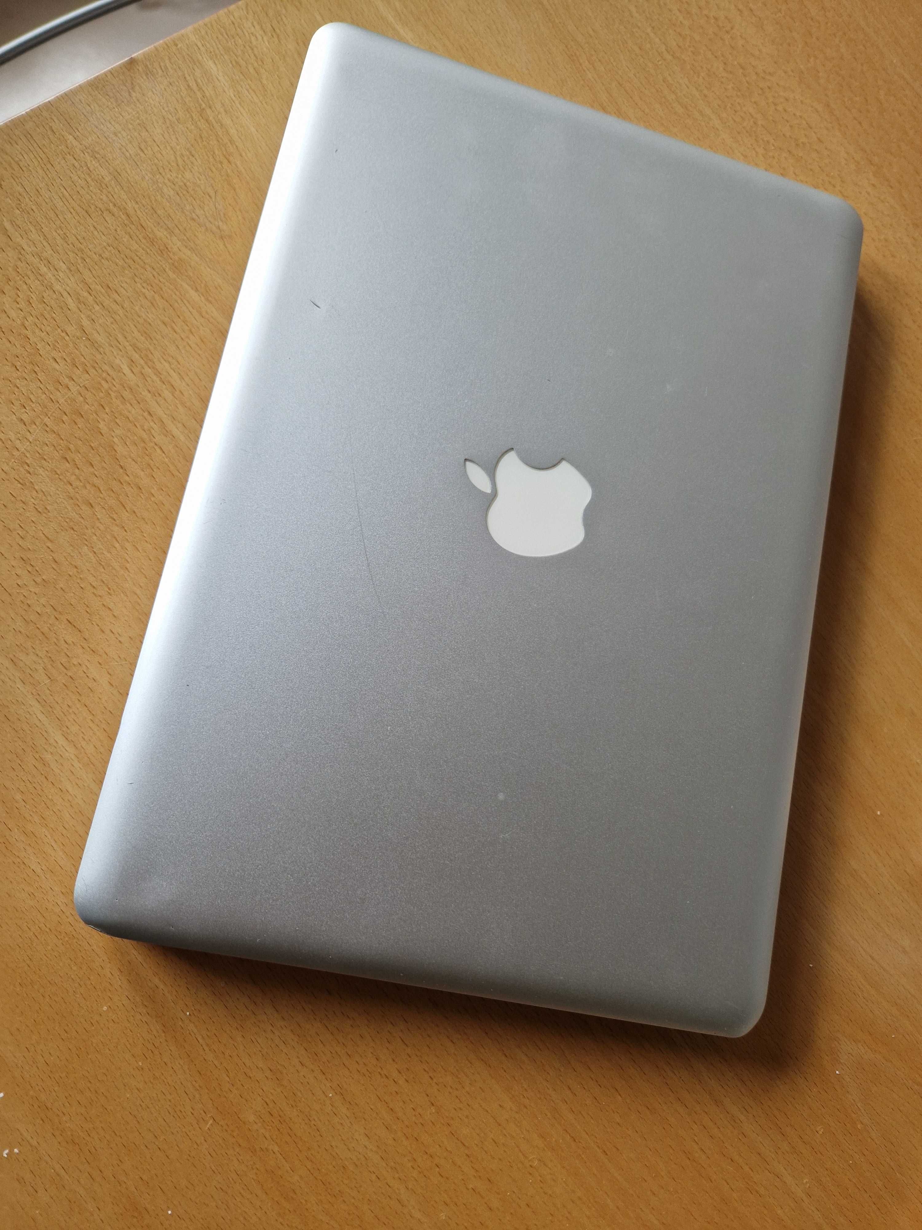 Apple Macbook - Late 2008 Unibody