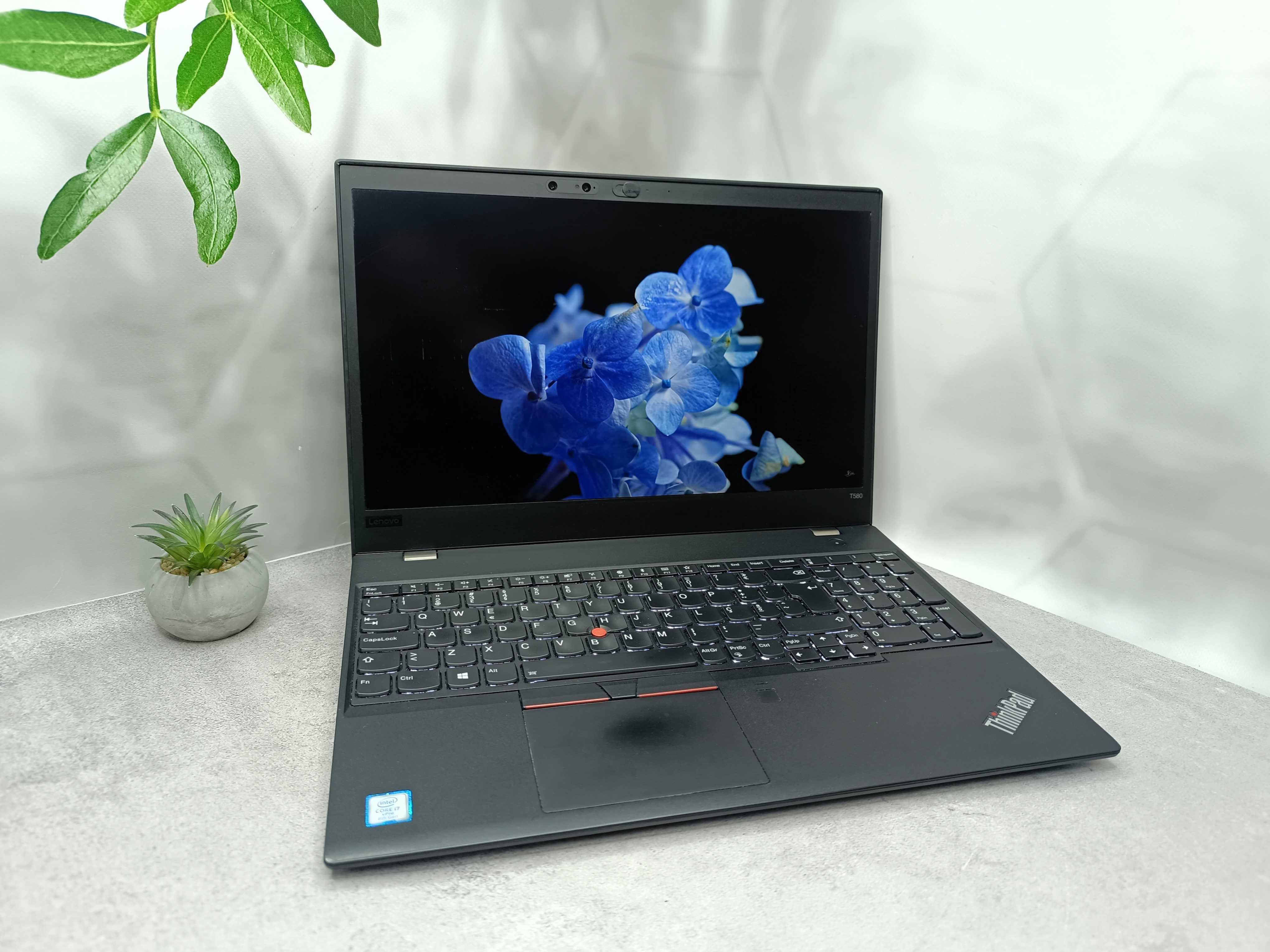 Lenovo ThinkPad T580/i7-8650U/NVIDIA MX 150(2GB)/4К/16GB/SSD 256M2