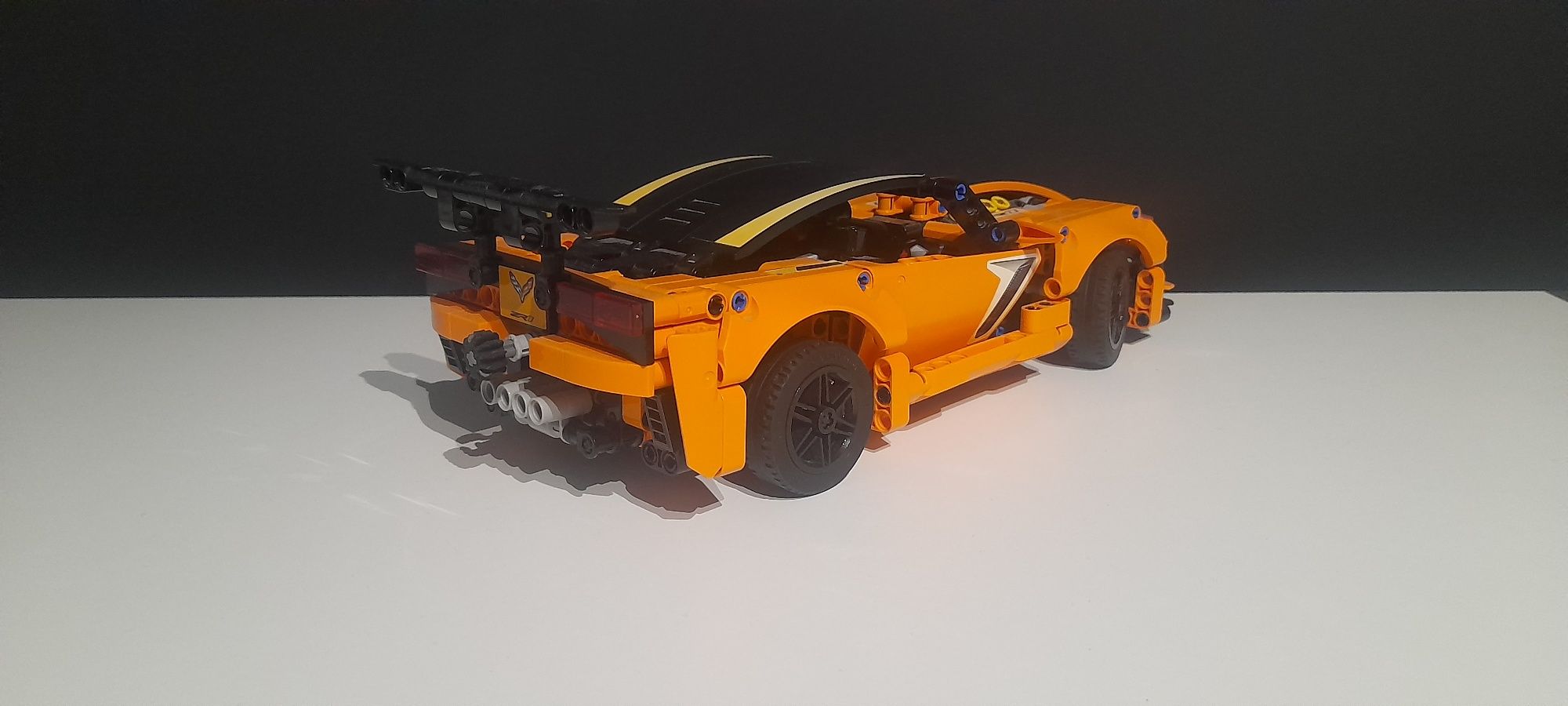 lego technic 42093 chevrolet Corvette