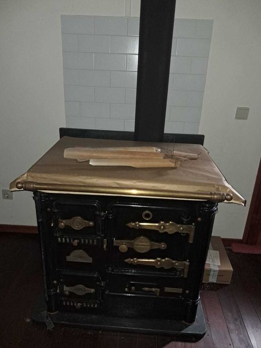 Fogão / forno de lenha Hergom