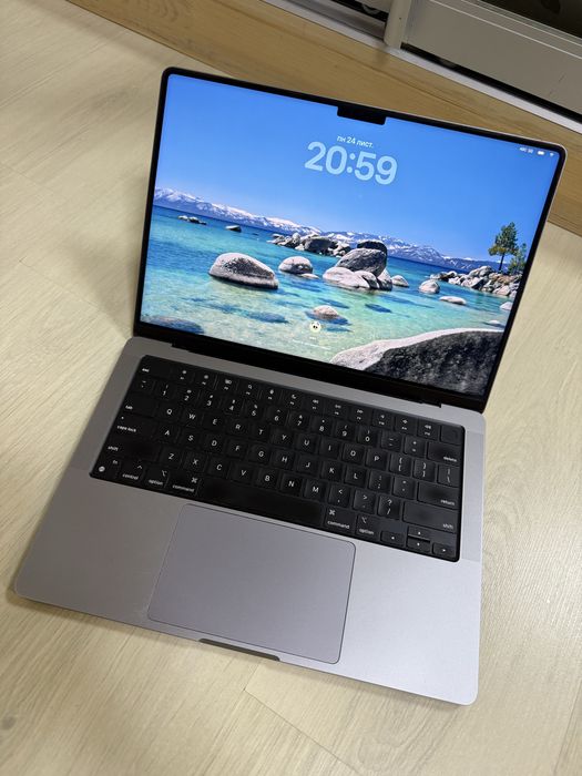 Macbook Pro 14 16 512 m1 pro без блокувань
