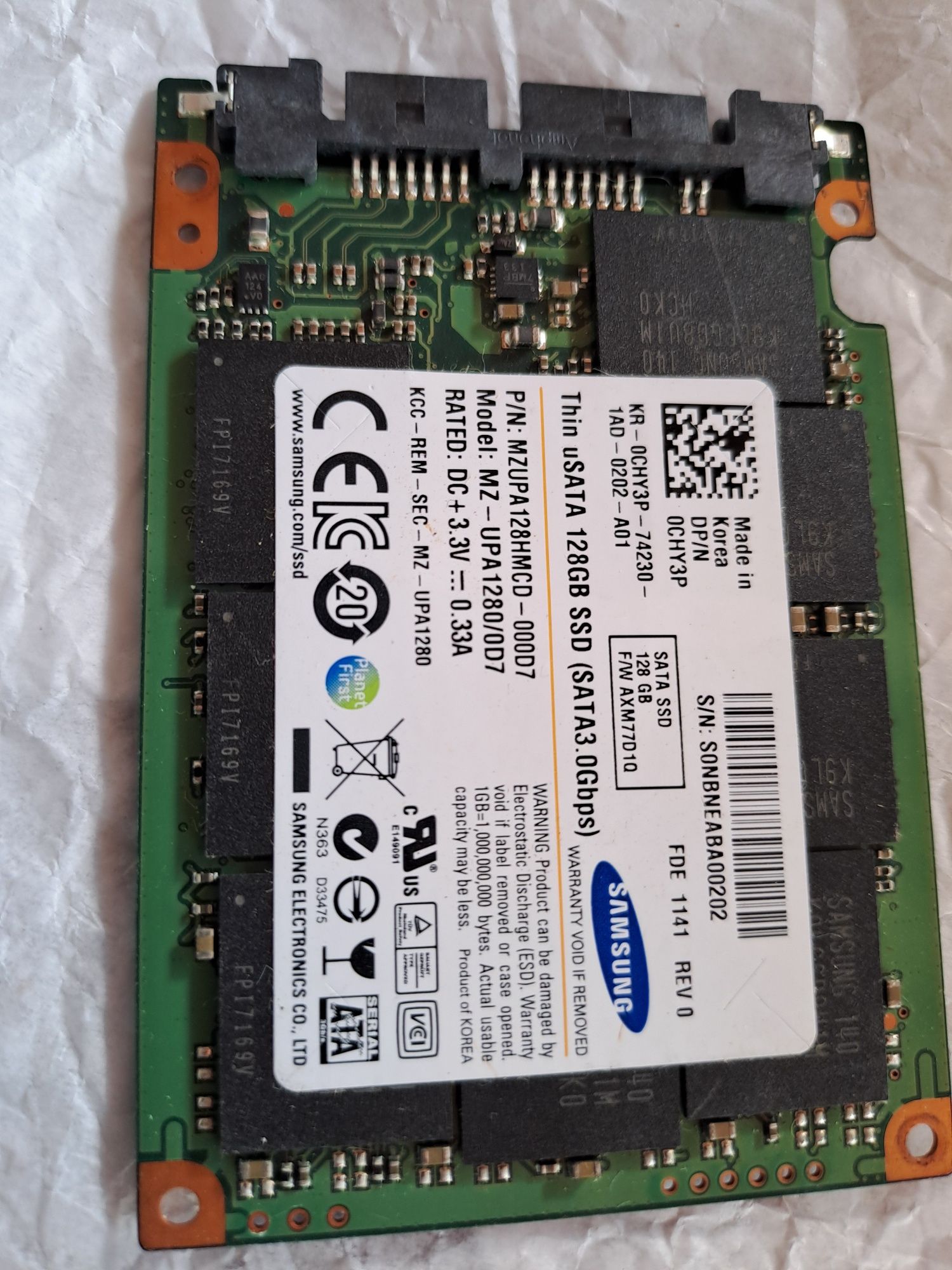 disco SSD uSATA 128GB