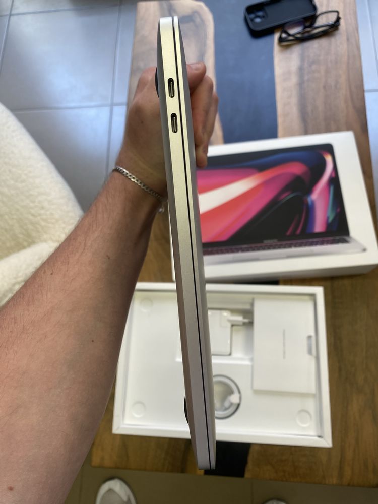 Ноутбук Apple MacBook Pro 13" M1 8/256GB Silver (MYDA2) 2020