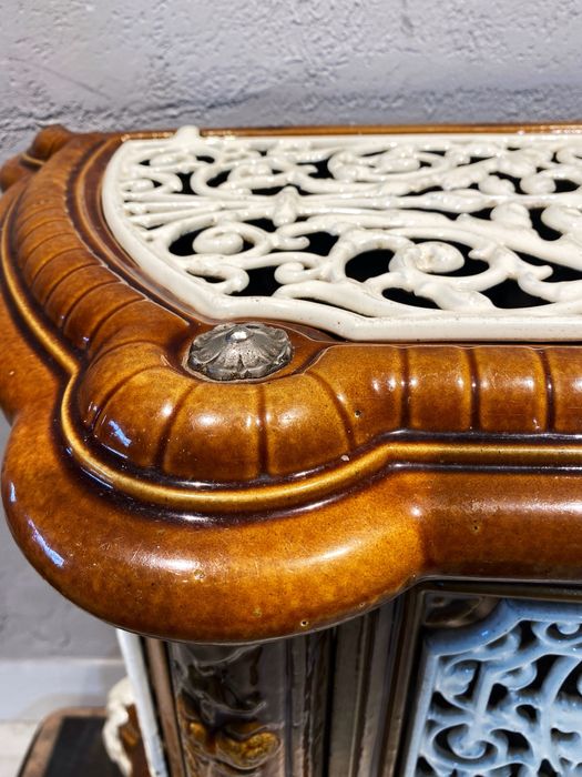 Zabytkowy Zeliwny Piec Koza Kominek