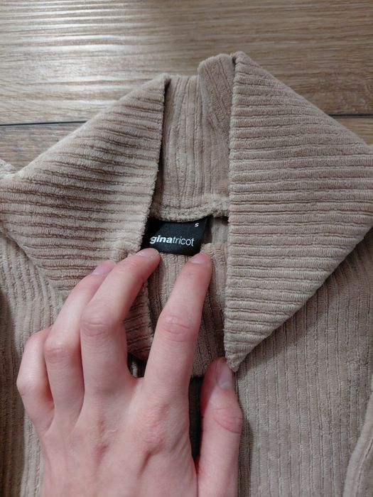 Sweter Gina Tricot Kremowy damski, rozmiar S