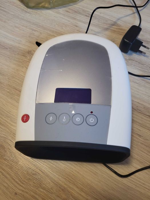 Masażer do rąk Breo Ipalm 520