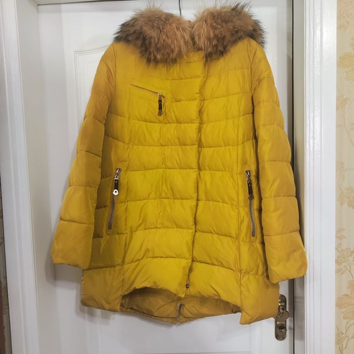 Куртка жіноча зимова.