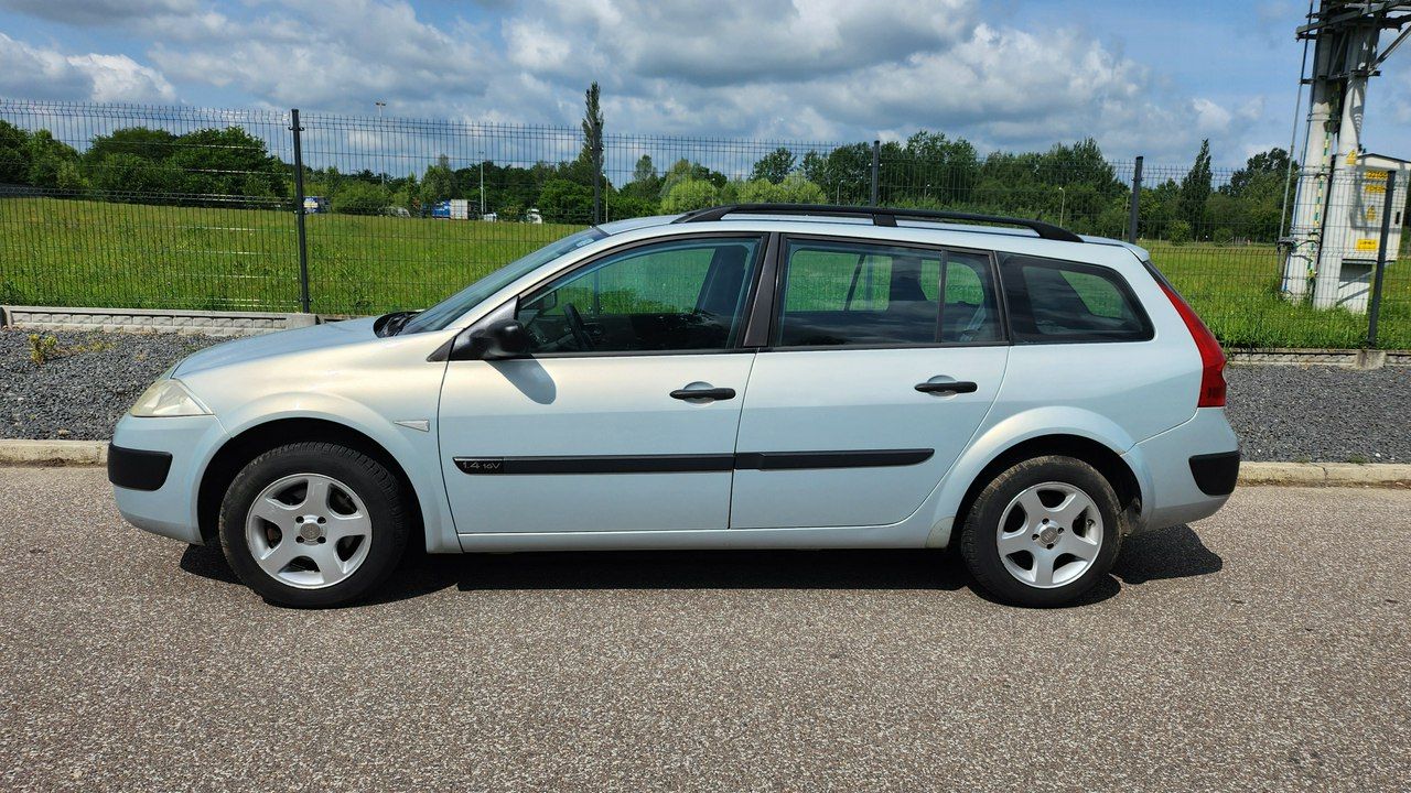 Renault Megane II 1.4 LPG GAZ 113KM Klima Relingi Alu Ładna FILM