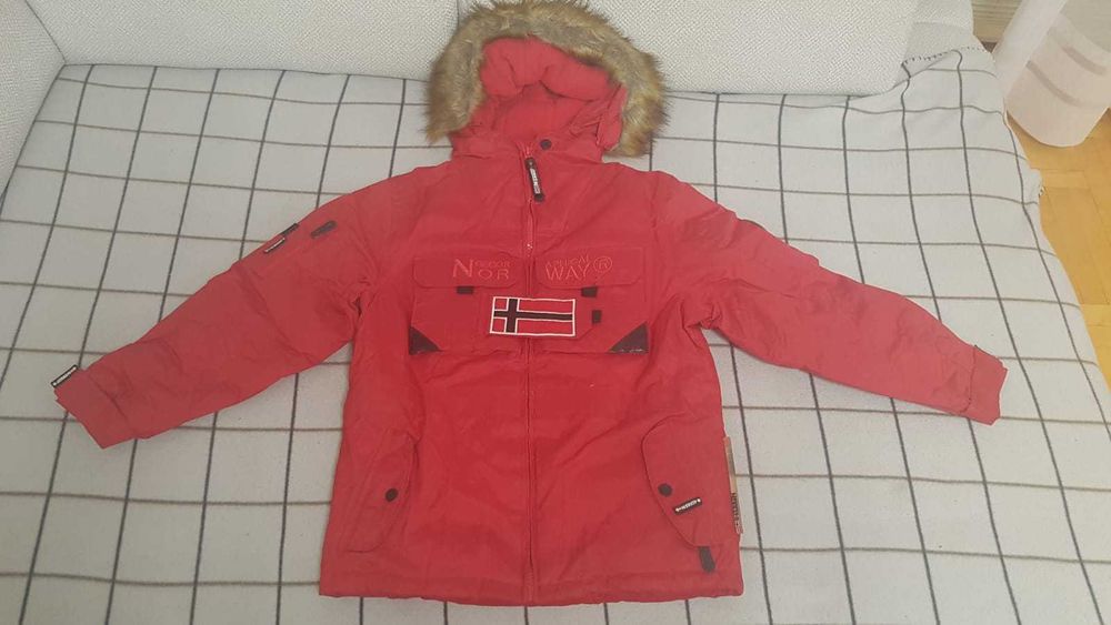 Ciepła kurtka zimowa chłopięca Geographical NORWAY EU 12Y