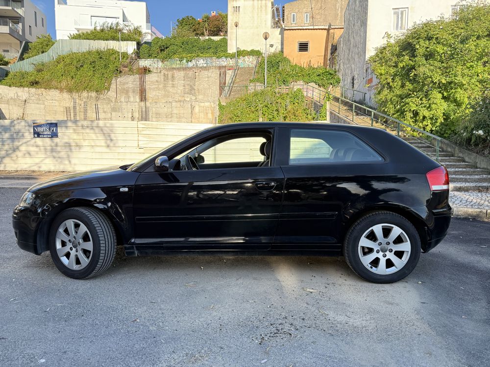 AUDI A3 | 1.6 FSI | 2005 | GASOLINA