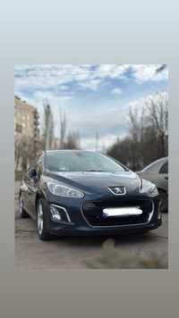 Peugeot 308 2011 1.6 turbo diesel панорама