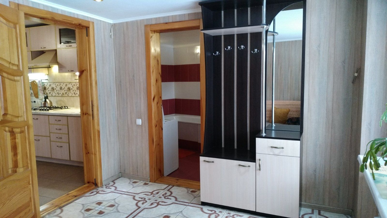 10сп мест.78м2.Центр.метро Киевская.