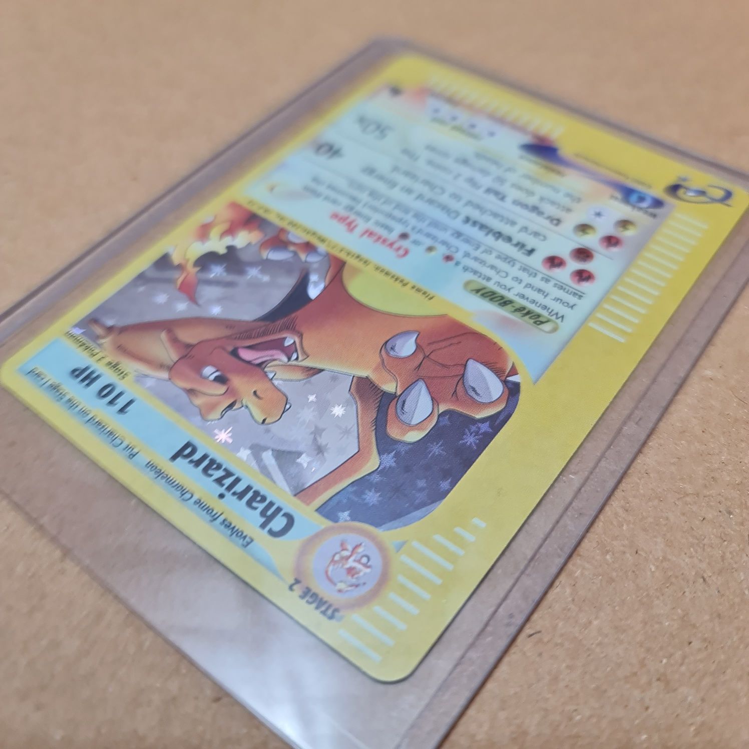 Carta Pokémon Charizard 146/144 - Capa Protetora Incluída
