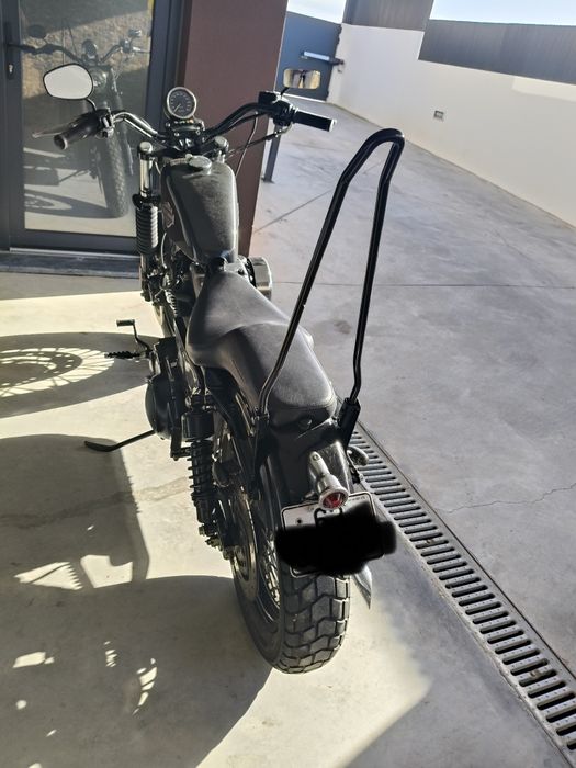 Harley Davidson sportster 883