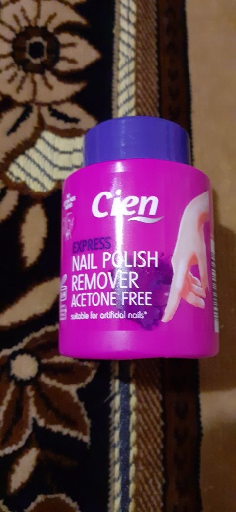 Cien Засіб для зняття лаку з нігтів без ацетону Nail polish remover