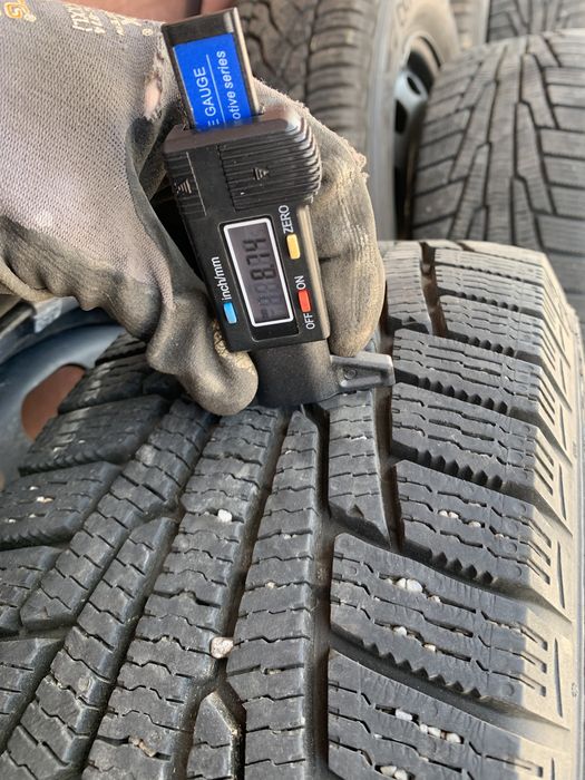 Комплект шини з дисками оригінальні Skoda octavia