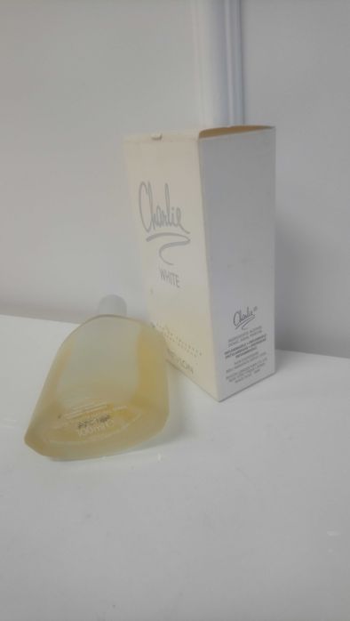 Charlie White REVLON